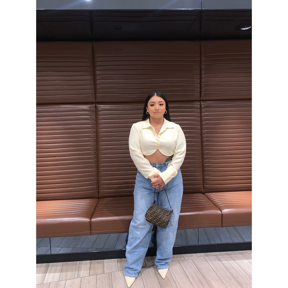 Meet your Posher, Shyla